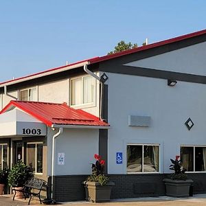 Super 8 By Wyndham Jacksonville
